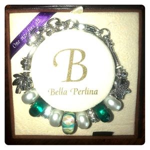 Bella Perlina bracelet one size fits all